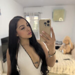 Colombiana!! - Soy Nicole una chica colombiana muy divertida cálida y amigable si es pasarlo en gran