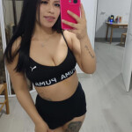 Coqueta y lista para conocerte