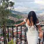 NUEVA POCOS DIAS Colombiana atractiva y dulce disfruta en grande con migo