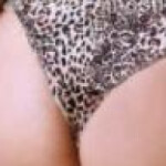 JULIANA BOMBAZO RICA LATINA LLAMAME