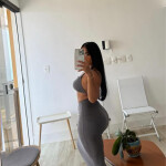 LA COLOMBIANA IRRESISTIBLE