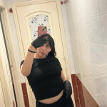 Chica joven CON SITIO