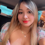 HOLA SOY CARLIN SIMPATICA EXTROVERTIDA Y CARIÑOSA..