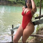 Hermosa chica en tu ciudad