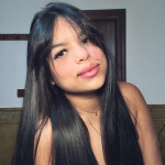 VALENTINA JOVEN EN LA CIUDAD