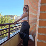 KAREN TRANS EXCLUSIVA Y DE LUJO A TU ALCANCE