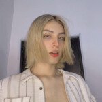 Hola soy un chico femenino joven