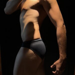 LatinLONG SEASON - Hola soy Juan – 23años 1 80 m cuerpo definido y tan como en mis fotos. Educado li