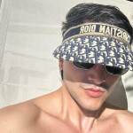 Colombiano VIP - Hi I m Juan – 24 years old 1.80m tall well-built and truly as as I look in the phot