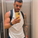TATUADO LATINO - Hola! Latino Tatuado masculino por pocos días en la ciudad amable y REAL puedo ser 