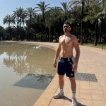 Eric - Soy unio no recibo en mi lugar. Solo WhatsApp no llamadas. Encuentros y rápidos.