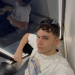 Nicolas jovencito colombiano