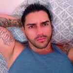 Masajista y chico de compañia hetero