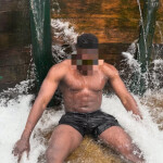 El acompañante - Soy un chico joven recién llegado que está buscando pasar el tiempo solo con mujere