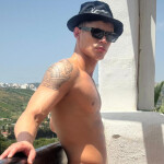 Daniel RR - Hola soy Daniel. Un hombre auténtico educado y con una presencia que no pasa desapercibi