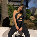 Ema jovencita - Hola a todos! Soy ema una chica 10 conmigo tendrás un momento mágico lo cual te hará