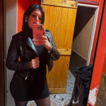 Rosa gaditana ama de casa masajista en el ejido