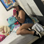 Natalia joven colombiana curiosa en la cercania. Getafe