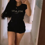 Dulce Katerine - Directamente desde Colombia Katerine es una mujer que no pasa desapercibida. Su bel