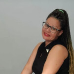 Lorena Sara luna - Estamos por la zona la sagrada familia en la calle Grassot Sara luna y Lorena est