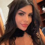 LUIZA RECIEN LLEGADA A PARLA BRASILEÑA