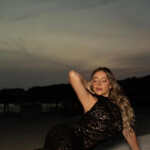 Mía una latina muy y