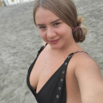 Camila belleza colombiana en Ciudad Jardín