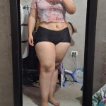 Colombiana joven y - Gordita con piernas grande . Colombiana joven divertida . Soy una mujer ardi en
