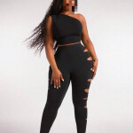 LAURA LATINA COQUETA Y ANGELICAL