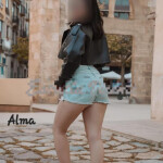 Alma - Hola soy Alma una chica colombiana de carácter abierto. Me considero sociable y simpática. Bu