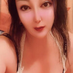 Asia monica - Hola soy monica una joven recién llegada a Barcelona. Me considero una mujer elegante 