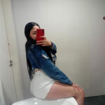 Karina colombiana - Hola mi amor soy karina una chica colombiana de 26 años soy carismática con gana