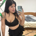 EMILY 18 AÑOS ENCANTADORA VENEZOLANA