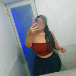 La tina y - Amores soy Claudia tu chica ideal agradable y disfrutar de una buena compañía estoy por 