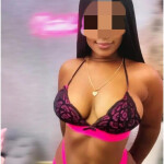 VENEZOLANA CON ESE ENCANTO TROPICAL SOLO SALIDAS PARA QUE SEA ESE ENCUENTRO QUE BUSCAS