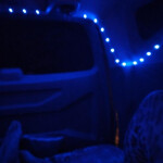 Hombre bisexual sólo en coche Camper