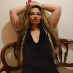 Andaluza mínimo - Mi nombre es Esmeralda.Te invito a un masaje tailandes profesional antiestrés neut