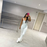 CHICA - Hola soy Naty Tengo 22 años y me describo como una chica dulce femenina y muy . Me encanta c