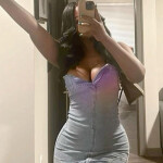 ATRACTIVA Y SIMPÁTICA MORENAZA