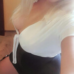 Masajista ...muy a - Hola soy Lorena una joven masajista de 25 años. Simpática cariñosa e . Canaria 