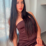 Selena Hermosa y espectacular Solo VIRTUAL