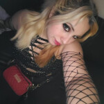 Venus tu chica mala - No es una modelo más. Venus te llevará al cuelo o al una mujer real. Te habla 