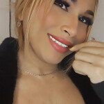 Linda rubia trans latina por primera vez en Las Canteras de Las Palmas Gran Canaria