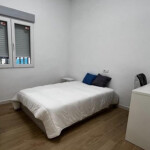 CASA MODERNA CON HABITACIONES TOTALMENTE EQUIPADAS POR DOSCIENTOS EN EL CENTRO DE PALMA