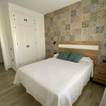 LA LÍNEA DE LA CONCEPCIÓN Habitaciones en alquiler 250 la semana