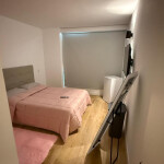 Habitación de lujo - Habitacion de lujo con todas las comodidades toallas sábanas TV nevera pequeña 