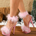 Plazas disponible !!! Se precisan chicas scort !!