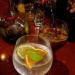 Bar jerez - Se necesitan chicas para bar en Jerez de la Frontera es... se requiere buena presencia y