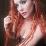 Marta pelirroja de cariñosa masajista en granada