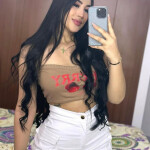 Valentina colombiana joven elegante y con belleza sublime